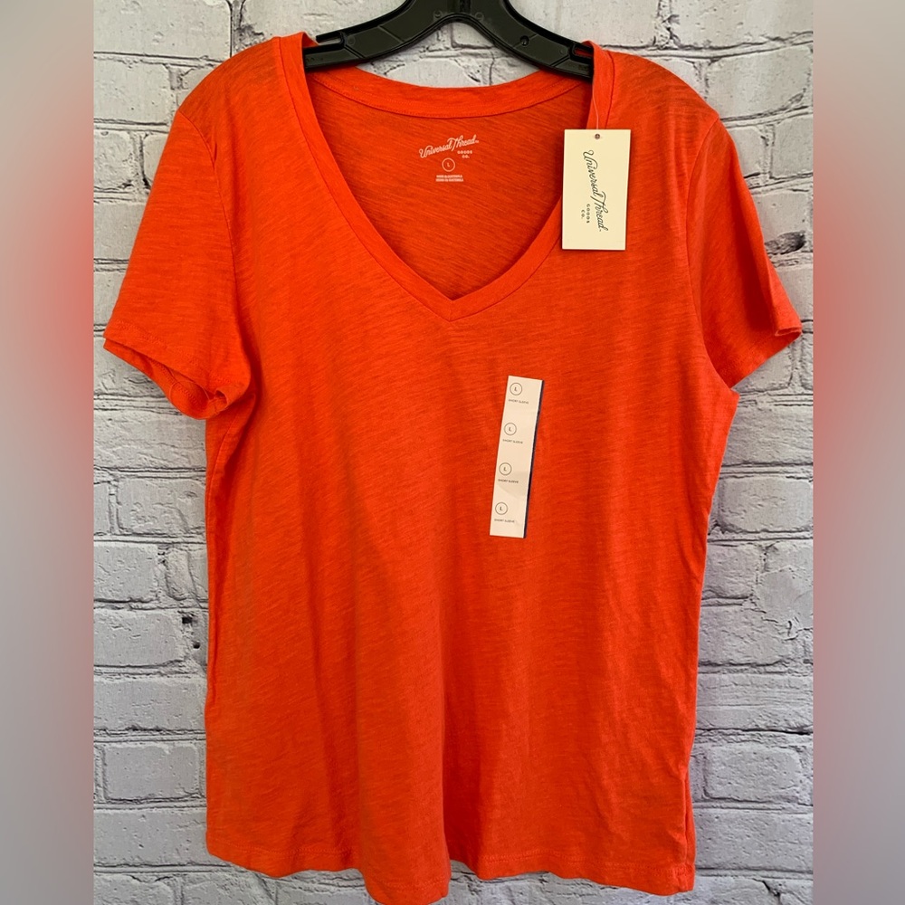 Universal Thread Orange, White, and Olive Tees Bundle - Picture 3 of 8